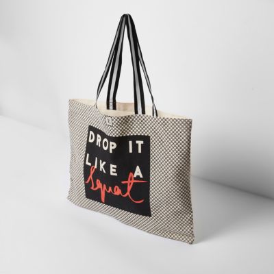 Black word print shopper bag